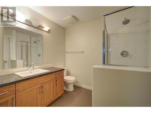 3229 Skyview Lane Unit# 208, West Kelowna, BC - Indoor Photo Showing Bathroom