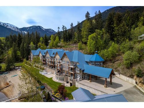 305 - 550 Rainbow Drive, Kaslo, BC - Outdoor With View