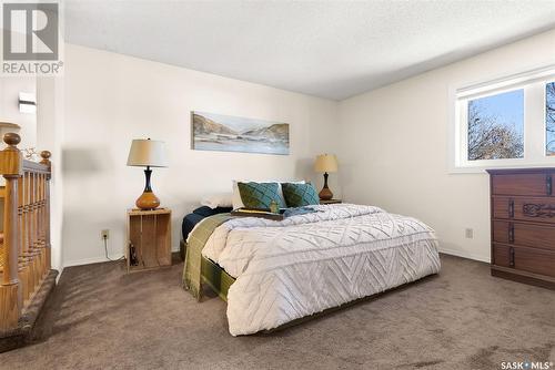 1210 Catley Bay N, Regina, SK - Indoor Photo Showing Bedroom