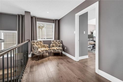 910 Cousens Terrace, Milton, ON - Indoor Photo Showing Other Room