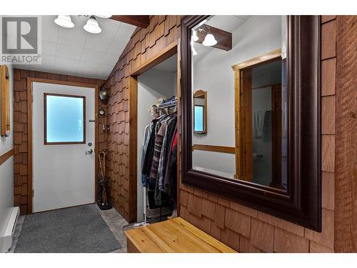 7553 Stampede Trail, Anglemont, BC - Indoor Photo Showing Other Room
