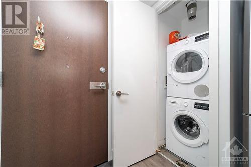 199 Slater Street Unit#1506, Ottawa, ON - Indoor Photo Showing Laundry Room