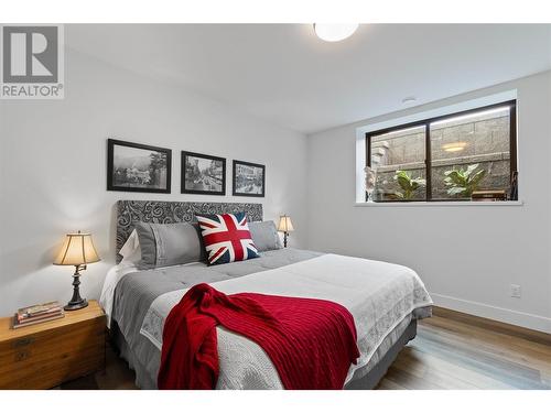 100 Red Sky Place, Kelowna, BC - Indoor Photo Showing Bedroom