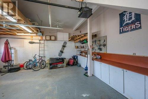 7110 Hespeler Road Unit# 14, Summerland, BC - Indoor Photo Showing Garage