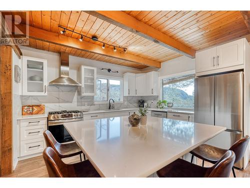 8089 Princeton Summerland Road, Summerland, BC - Indoor Photo Showing Kitchen With Upgraded Kitchen