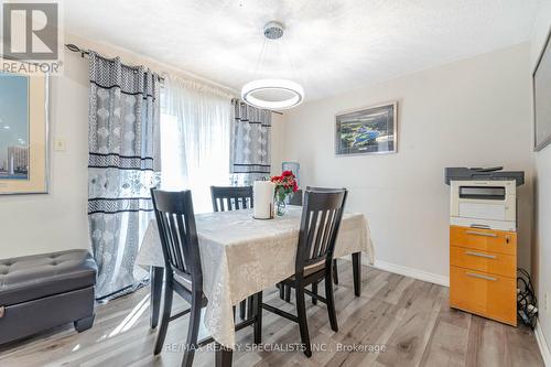 6 - 236 Kingswood Drive, Kitchener, ON - Indoor Photo Showing Dining Room