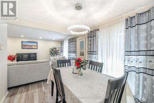 6 - 236 Kingswood Drive, Kitchener, ON - Indoor Photo Showing Dining Room