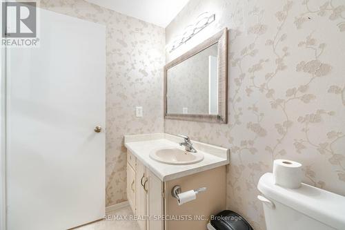 6 - 236 Kingswood Drive, Kitchener, ON - Indoor Photo Showing Bathroom