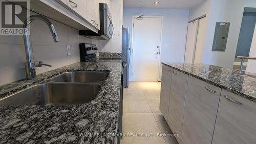 411 - 280 Lester Street, Waterloo, ON - Indoor Photo Showing Kitchen With Double Sink