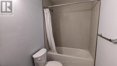 411 - 280 Lester Street, Waterloo, ON - Indoor Photo Showing Bathroom