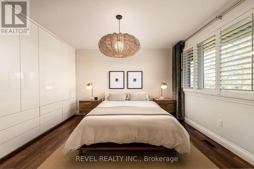 413 Codrington Street, Barrie, ON - Indoor Photo Showing Bedroom