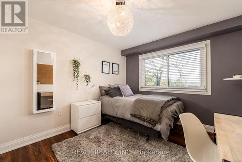 413 Codrington Street, Barrie, ON - Indoor Photo Showing Bedroom