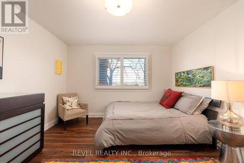 413 Codrington Street, Barrie, ON - Indoor Photo Showing Bedroom