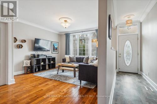 3 Nightingale Street, Hamilton, ON - Indoor Photo Showing Living Room