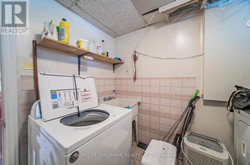 2552 Crystalburn Avenue, Mississauga, ON - Indoor Photo Showing Laundry Room