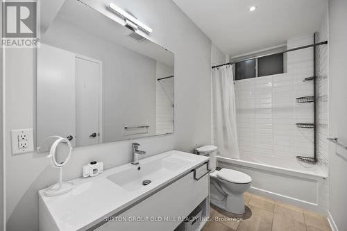 102 Ypres Road, Toronto, ON - Indoor Photo Showing Bathroom