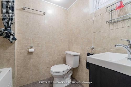 13 Cornwall Road, Brampton, ON - Indoor Photo Showing Bathroom