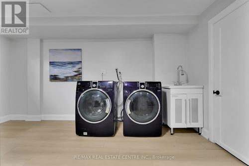 10 Cleaveholm Drive, Halton Hills, ON - Indoor Photo Showing Laundry Room