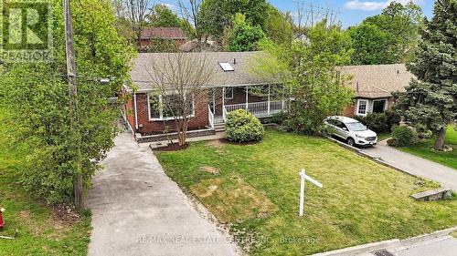 10 Cleaveholm Drive, Halton Hills, ON - Outdoor