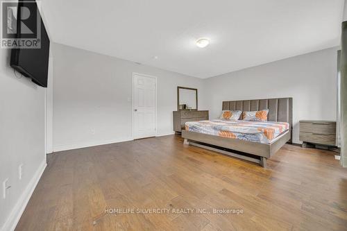 425 Woodbine Avenue, Kitchener, ON - Indoor Photo Showing Bedroom