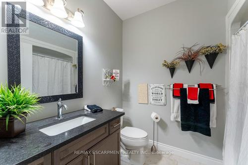 13 - 418 Nelson Street, Norfolk (Port Dover), ON - Indoor Photo Showing Bathroom