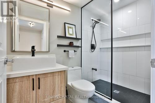 404 - 39 Upper Duke Crescent, Markham, ON - Indoor Photo Showing Bathroom