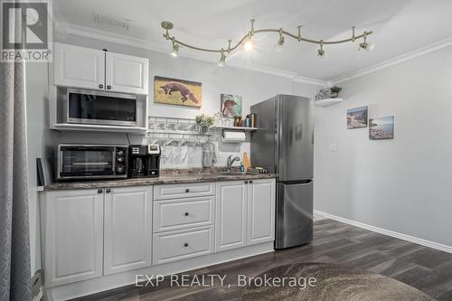 17682 Loyalist Parkway, Prince Edward County, ON - Indoor Photo Showing Kitchen