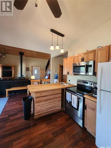 159 Grenfell Beach, Crooked Lake, SK - Indoor Photo Showing Kitchen With Double Sink