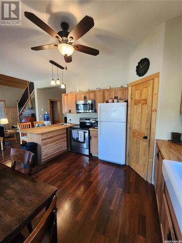 159 Grenfell Beach, Crooked Lake, SK - Indoor Photo Showing Kitchen