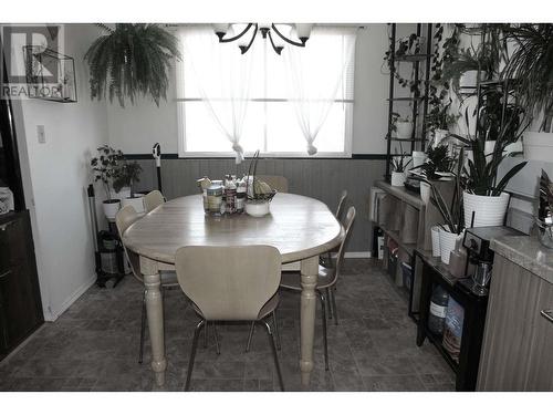 9116 92A Street, Fort St. John, BC - Indoor Photo Showing Dining Room