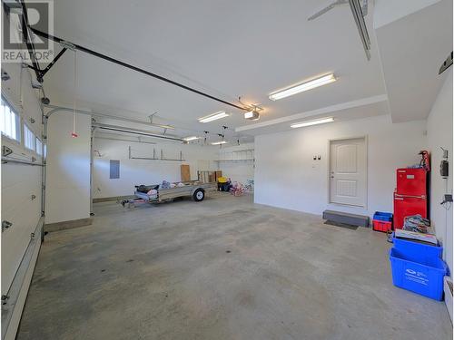 2619 Maurice Drive, Prince George, BC - Indoor Photo Showing Garage
