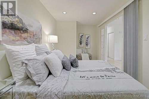 319 Grandview Way, Toronto, ON - Indoor Photo Showing Bedroom