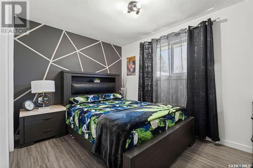 226 Brock Crescent, Saskatoon, SK - Indoor Photo Showing Bedroom