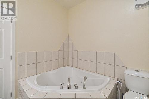 3 Douglas Way, Dundurn Rm No. 314, SK - Indoor Photo Showing Bathroom