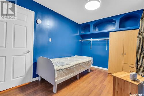 330 Flavelle Crescent, Saskatoon, SK - Indoor Photo Showing Bedroom