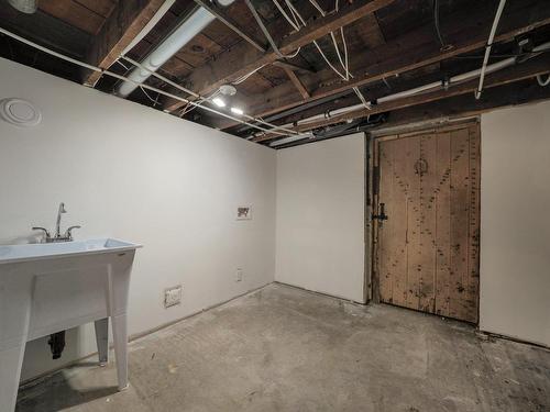 Salle de lavage - 1645 Rue Lajoie, Trois-Rivières, QC - Indoor Photo Showing Basement