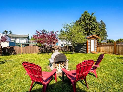 1400 Larsen Rd, Courtenay, BC - Outdoor With Backyard