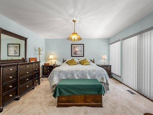 5145 Gainsberg Rd, Bowser, BC - Indoor Photo Showing Bedroom