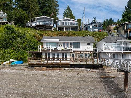 14-1723 Sandy Beach Rd, Mill Bay, BC - Outdoor With Deck Patio Veranda