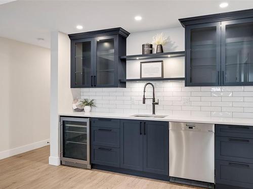 2018 Pinehurst Terr, Langford, BC - Indoor Photo Showing Kitchen With Upgraded Kitchen
