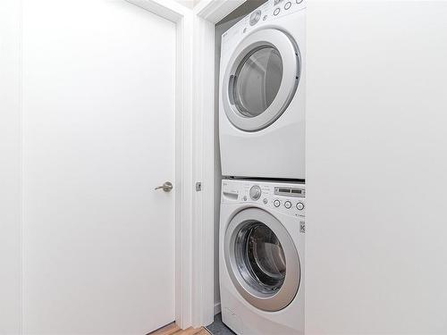 6360 Willowpark Way, Sooke, BC - Indoor Photo Showing Laundry Room