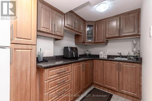 23 Jaffa Drive, Brampton, ON - Indoor Photo Showing Kitchen