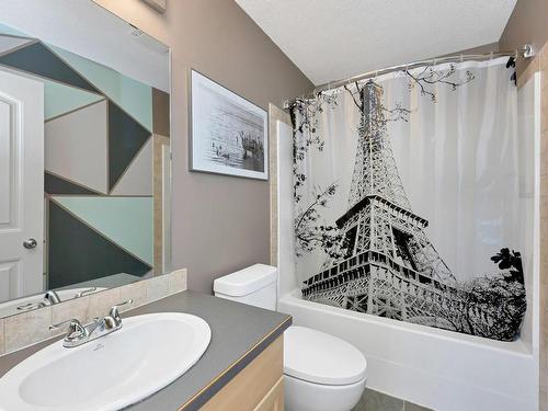 1050 Fitzgerald Rd, Shawnigan Lake, BC - Indoor Photo Showing Bathroom