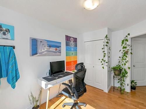 1050 Fitzgerald Rd, Shawnigan Lake, BC - Indoor Photo Showing Office