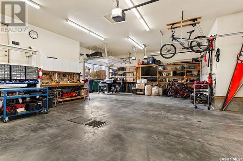 7 New Bay, Emerald Park, SK - Indoor Photo Showing Garage