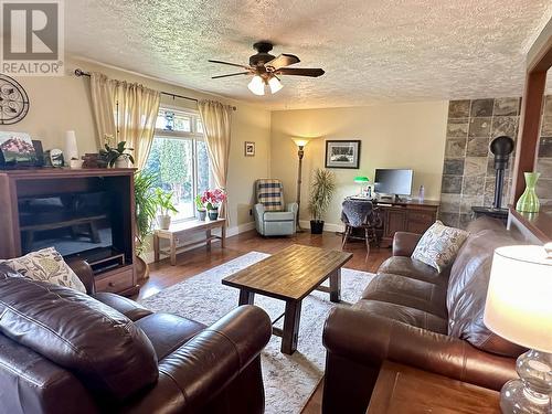 9380 Birch Road, Vanderhoof, BC - Indoor Photo Showing Living Room With Fireplace