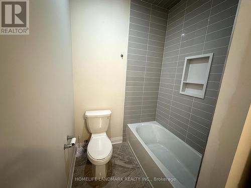 1265 Queens Plate Road, Oakville, ON - Indoor Photo Showing Bathroom