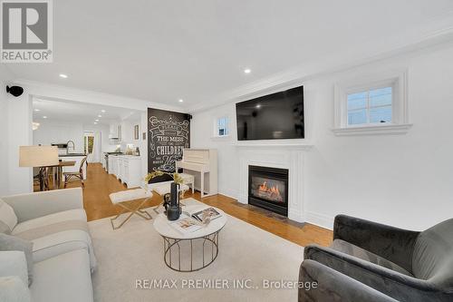 10 Edgehill Road, Toronto, ON - Indoor Photo Showing Living Room With Fireplace