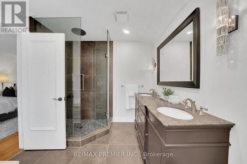 10 Edgehill Road, Toronto, ON - Indoor Photo Showing Bathroom