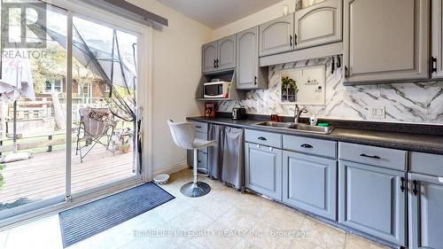 60 William Street, Orangeville, ON - Indoor Photo Showing Kitchen With Double Sink